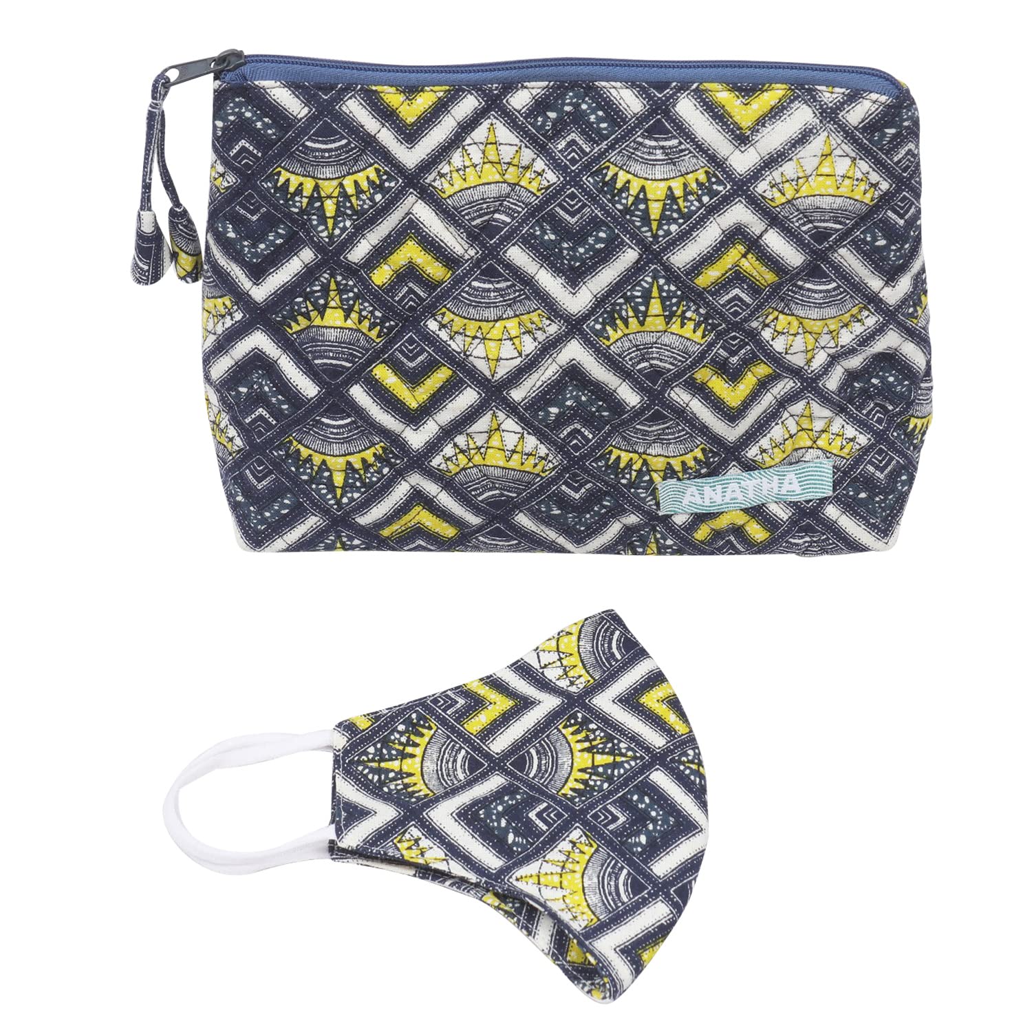 100% COTTON QUILTED POUCH WITH ZIPER AND FACE MASK IN PRINTED FABRIC.
