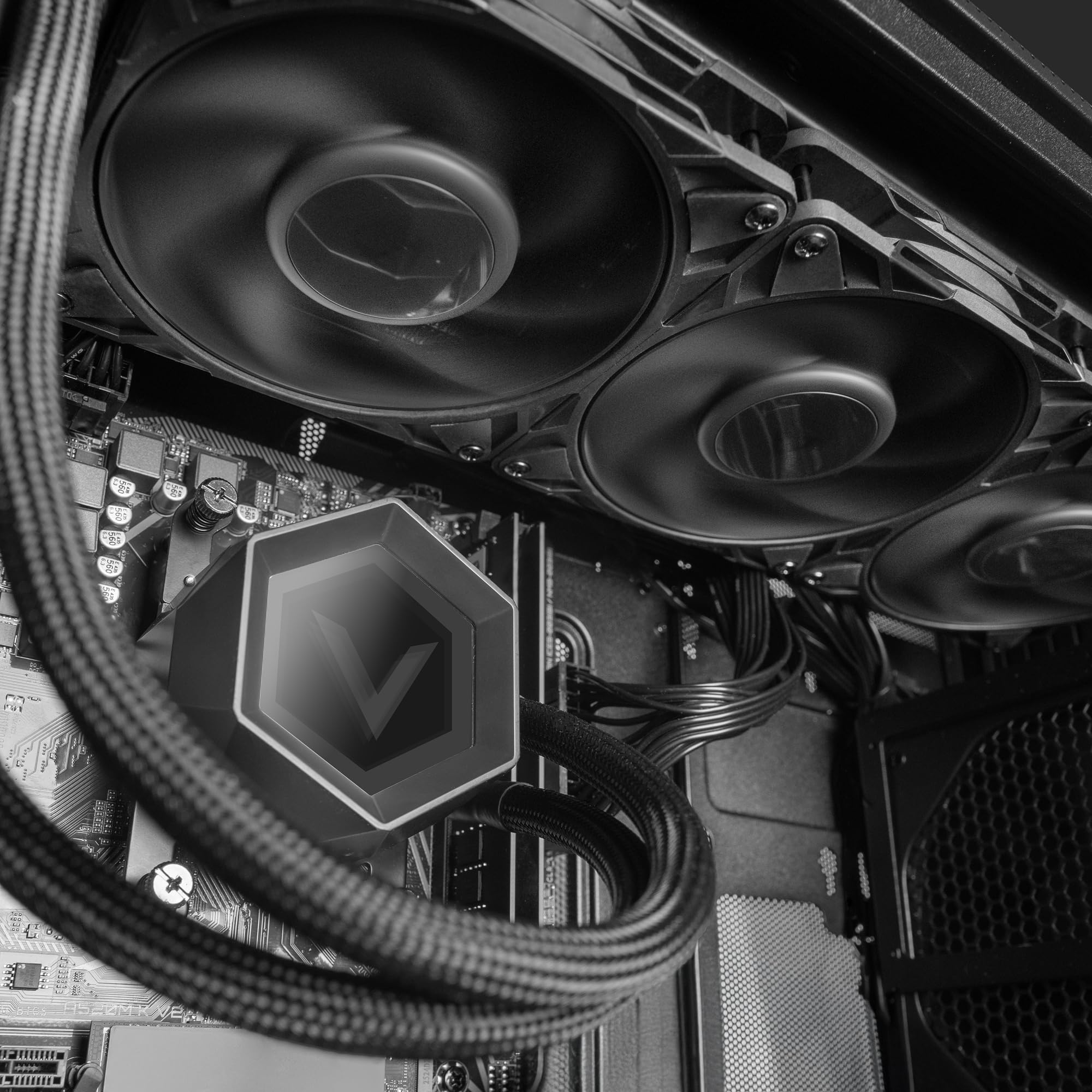 Vibox Gaming PC • AMD Ryzen 7 9700X • Nvidia RTX 5070 Ti 16GB • 16GB RAM • 1TB NVMe SSD • Windows 11 • WiFi 6 + Bluetooth 5.4