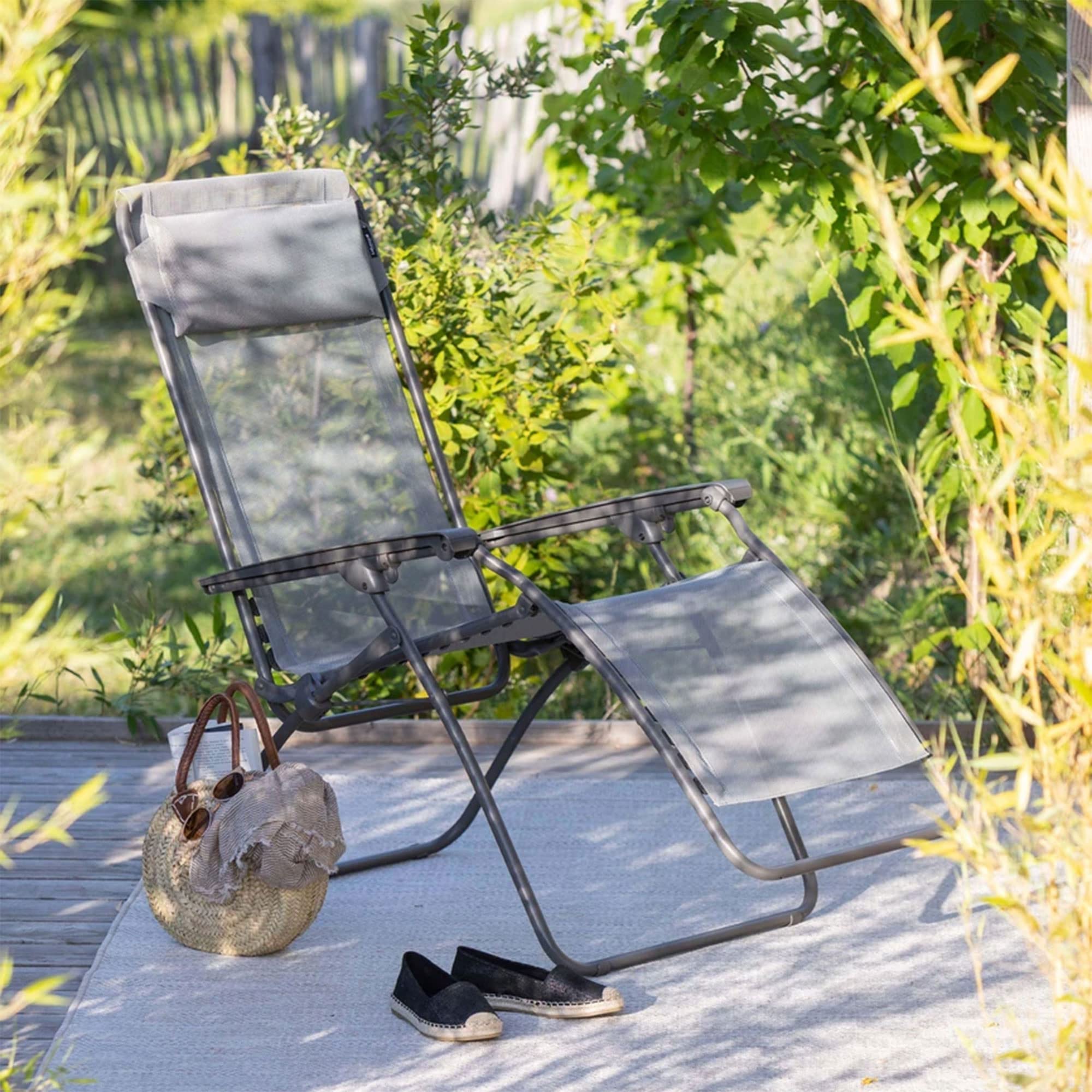 Lafuma MOBILIER - Fauteuil Relax Transat Jardin - Chaise Longue Zéro Gravité - Rclip - Batyline® Iso - Gris Terre - Fabriqué en France - LFM5169_8556 - Garantie 5 Ans - L.88xl.67xH.114cm