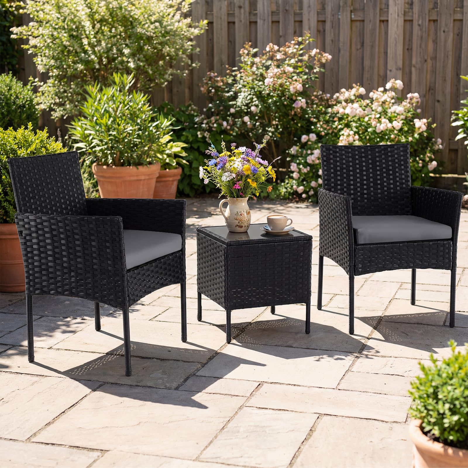 GIANTEX Juego de Muebles Jardín 3 Piezas, 2 Sillones con Cojines Extraíbles y Mesa Auxiliar de Vidrio, para 2 Personas, Muebles de Ratán Exterior para Patio, Balcón, Terraza (Gris)