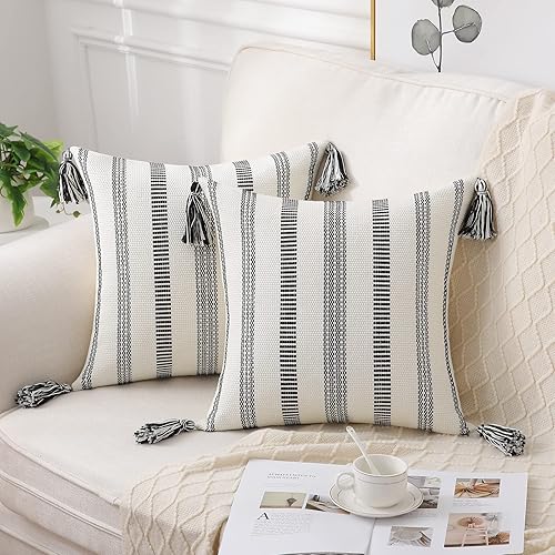 Miniatura 10 de Smile Bee Juego de 2 fundas de almohada bohemias para exteriores, decorativas, lumbares, a rayas, con borlas, para sofá y cama, 12 x 20 pulgadas,