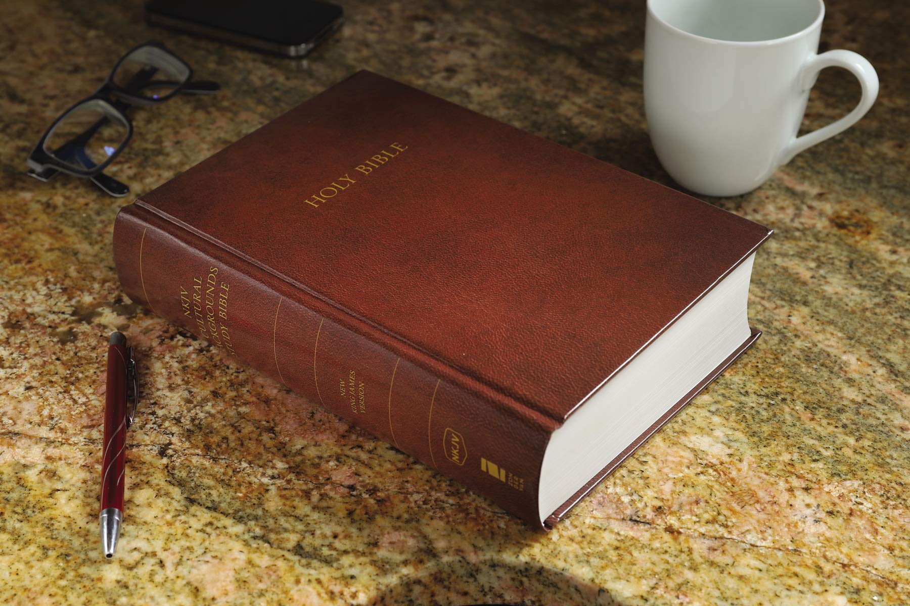 NKJV, Cultural Backgrounds Study Bible, Hardcover, Red Letter Edition: Bringing to Life the Ancient World of Scripture