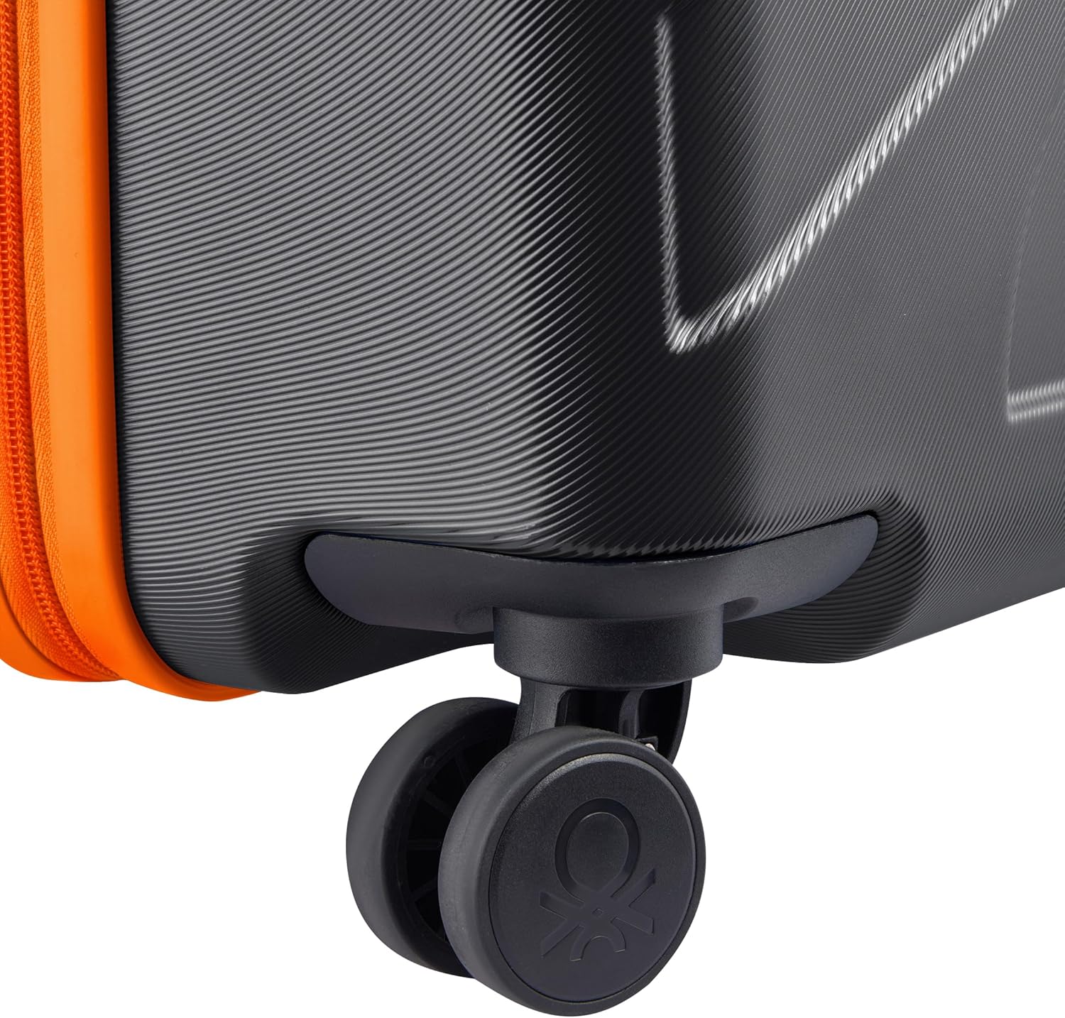 United Colors of Benetton Fabrica Hardside Luggage with Spinner Wheels, Black, Checked-Medium 23 Inch