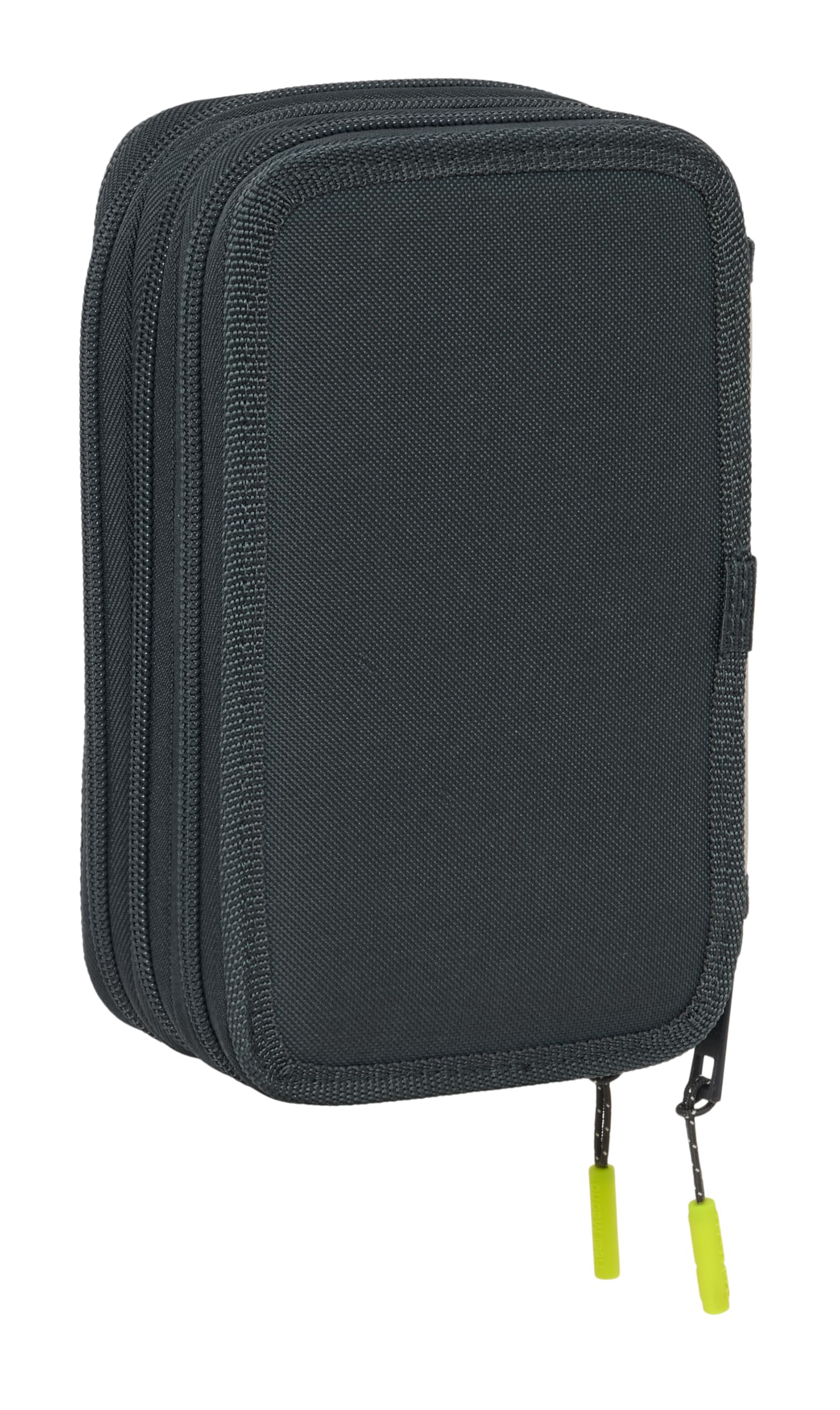 Real Madrid Attrezzature 25/26 - Astuccio scolastico con 37 utensili inclusi, astuccio per bambini, ideale per bambini dai 5 ai 14 anni, comodo e versatile, qualità e resistenza, 12,5 x 5,5 x 19,5 cm