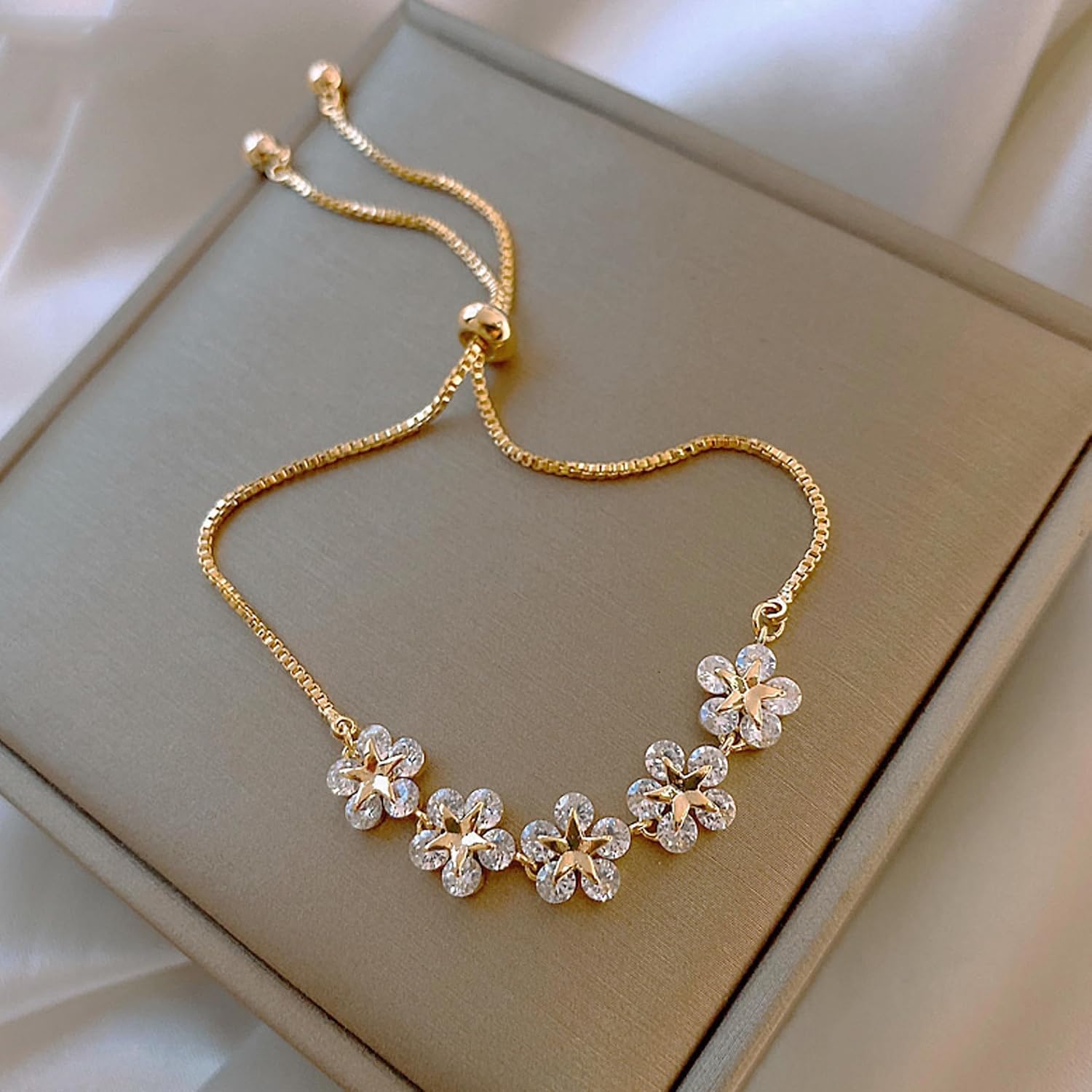 Flower Star Bracelets for Women Gold Plated Non Tanish Adjustable Chain Friendship Dainty Jewelry Gifts for Bridesmaid Birthday Valentine's Day Christmas - Image 5