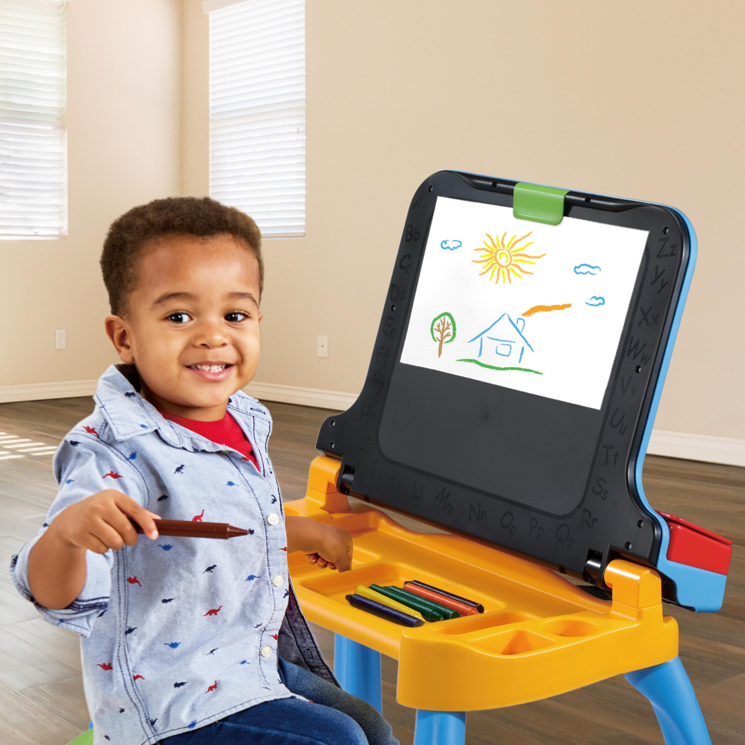 VTech - Magi Bureau Interactif et Musical 6 en 1 - Bureau Enfant avec Tabouret - Table de Jeux Éducative, Chevalet à Dessin et Tableau Noir à Craie - Cadeau Enfant Dès 3 Ans - Contenu en Français