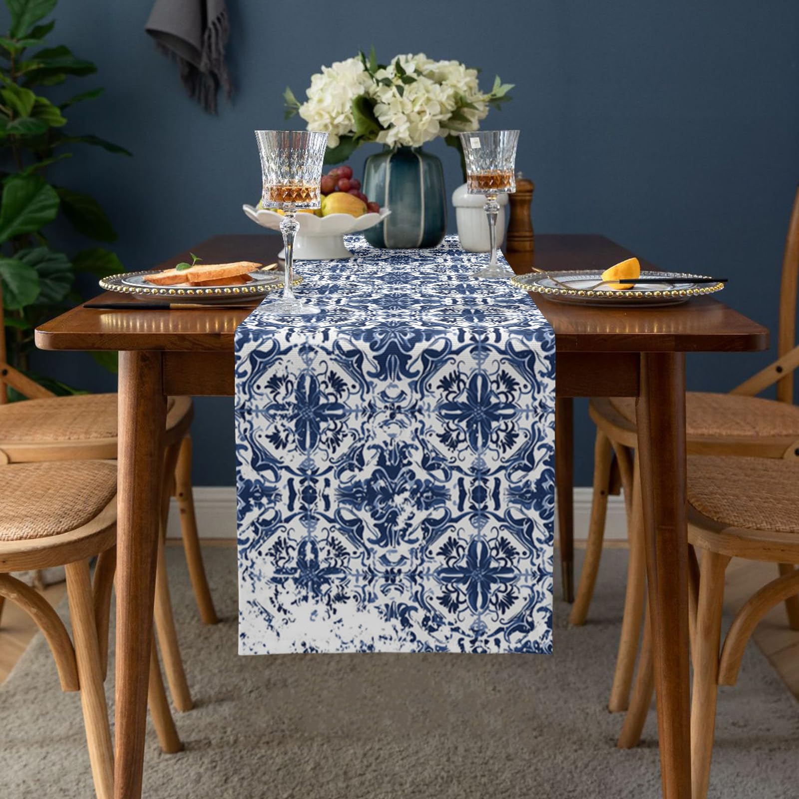 Amazon.com: Table Runner Vintage Embroidery Floral Figure Table
