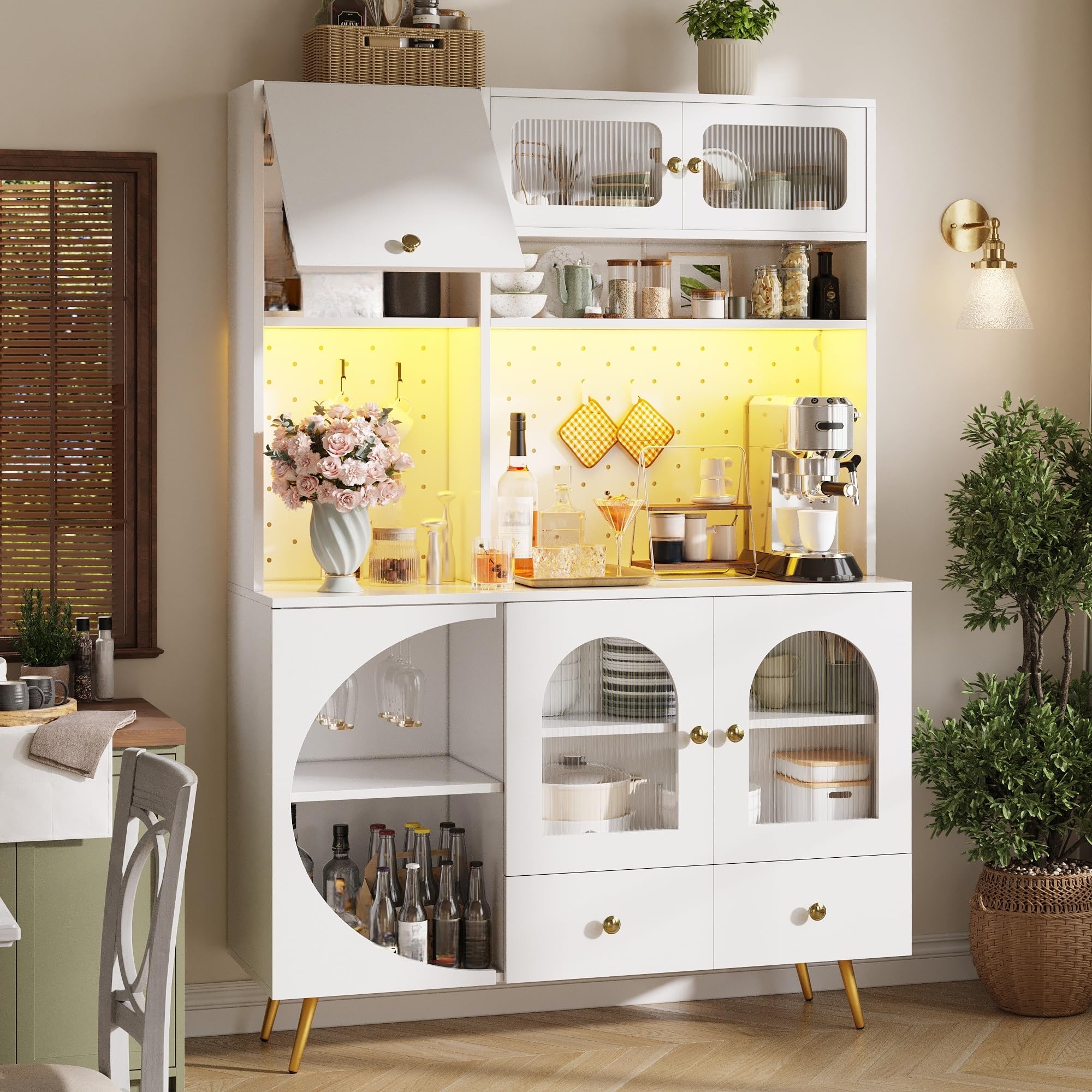 Aparador Cocina Alto Armario Cocina con Enchufe y LED, Alacena de Cocina con Puerta Vidrio y Placa Orificio, Mueble Aparador con Portavaso y Cajón, Dispositivo Antivuelco, 120x40x176 cm, Blanco