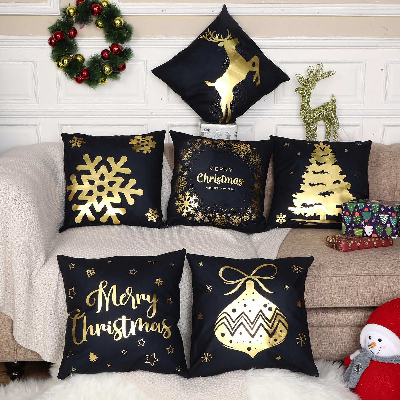 6 Pcs Housses de Coussin de Noël Taies d'oreiller Joyeux Noël Housses d'oreiller en Peluche pour Décoration d'hiver Vacances Canapé Sofa Bureau Chambre 45 x 45 cm (Noir, Or)