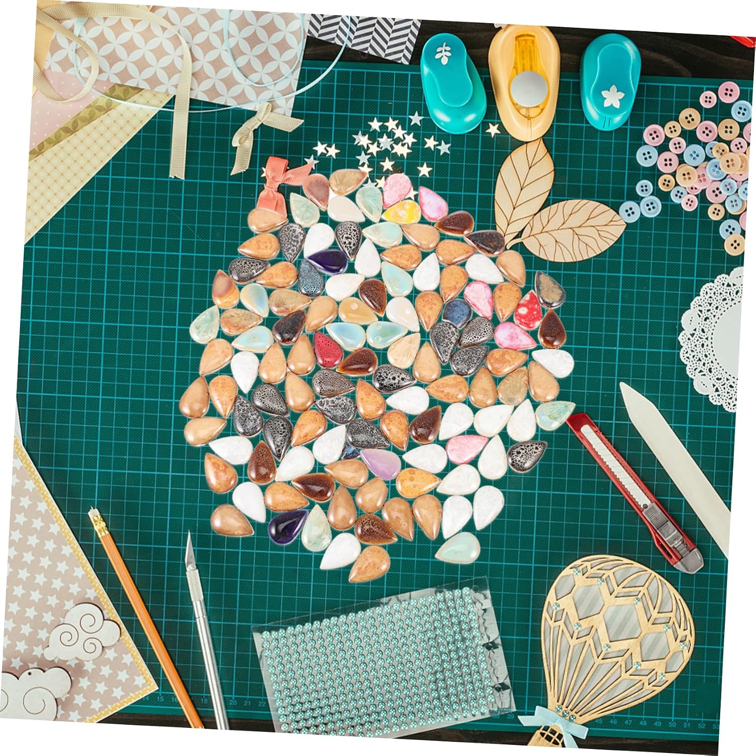Irregular Ceramic Mosaic Tiles DIY Craft Pieces for Home Garden Decoration Bag of Smooth Polished Ceramic Tiles for Vase and Art DIY Projects Mosaic Materials for Creative