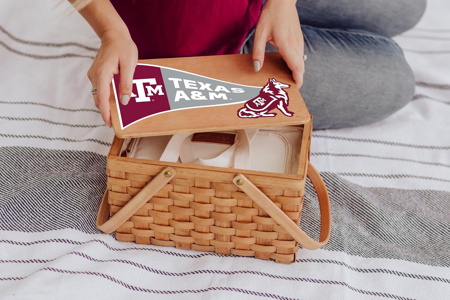 PICNIC TIME NCAA Texas A&M Aggies Poppy Personal Picnic Basket, Insulated Lunch Bag, Retro Lunch Box, (Beige)