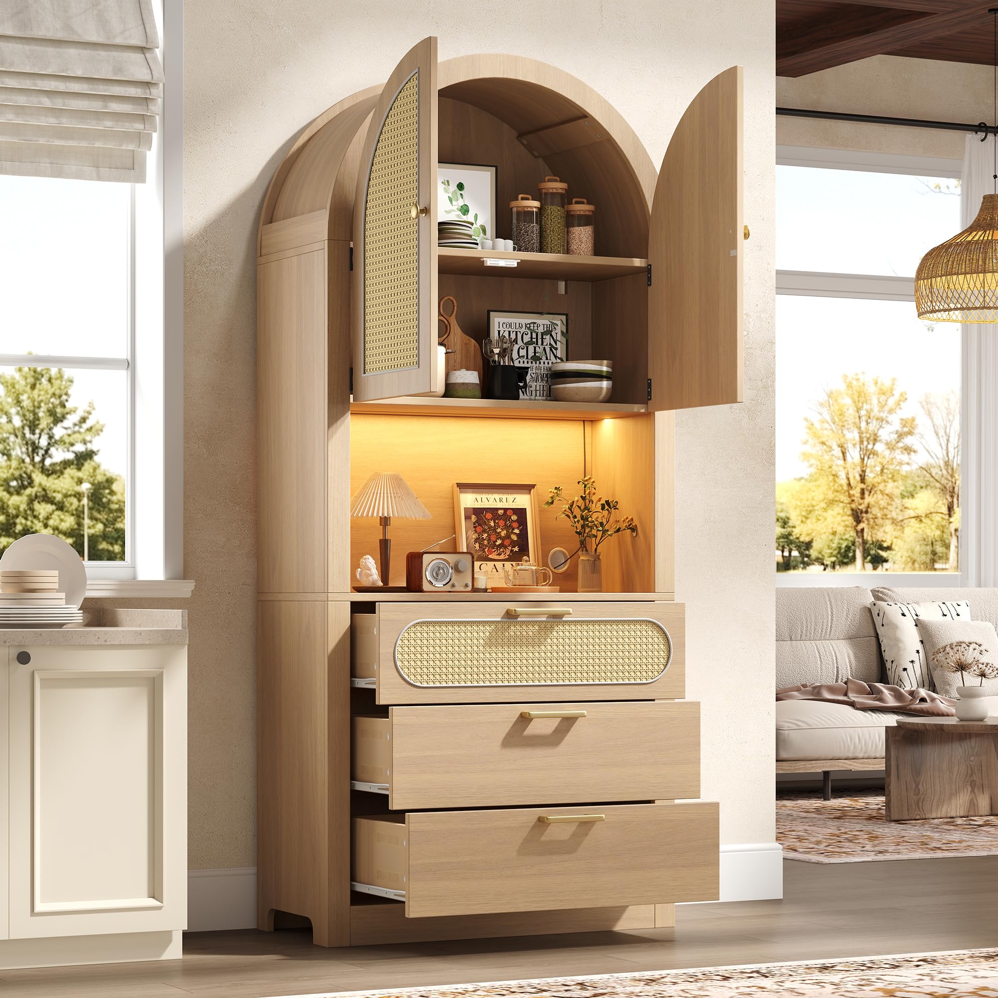 Azkoeesy Librería Curva Vitrina Alta 80x35x180cm con LED y Control App, 3 cajones y puertas con tiradores dorados, color roble claro + acabado ratán, moderno para salón y pasillo