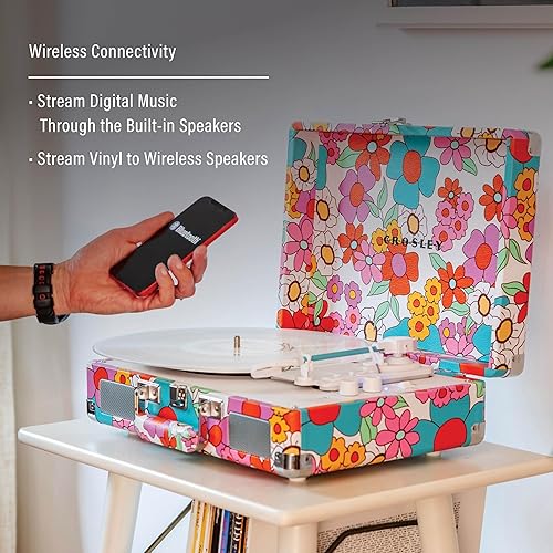 Miniatura 3 de Crosley CR8005F-GF Cruiser Plus - Tocadiscos de vinilo vintage de 3 velocidades con Bluetooth y maleta con altavoces integrados, diseño floral