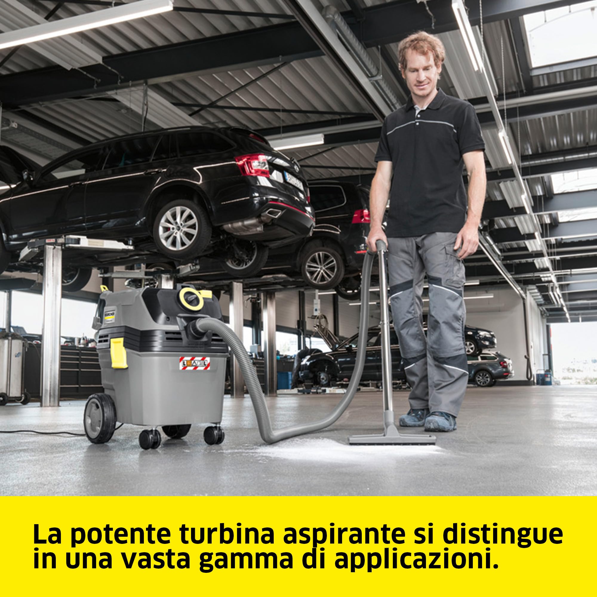 KÄRCHER aspiratore solidi-liquidi NT 30/1 Ap L, 1380 W, filtro plissettato piatto, contenitore: 30 l, tubo di aspirazione: 2,5 m, ugello pavimento (300 mm), bocchetta fessure