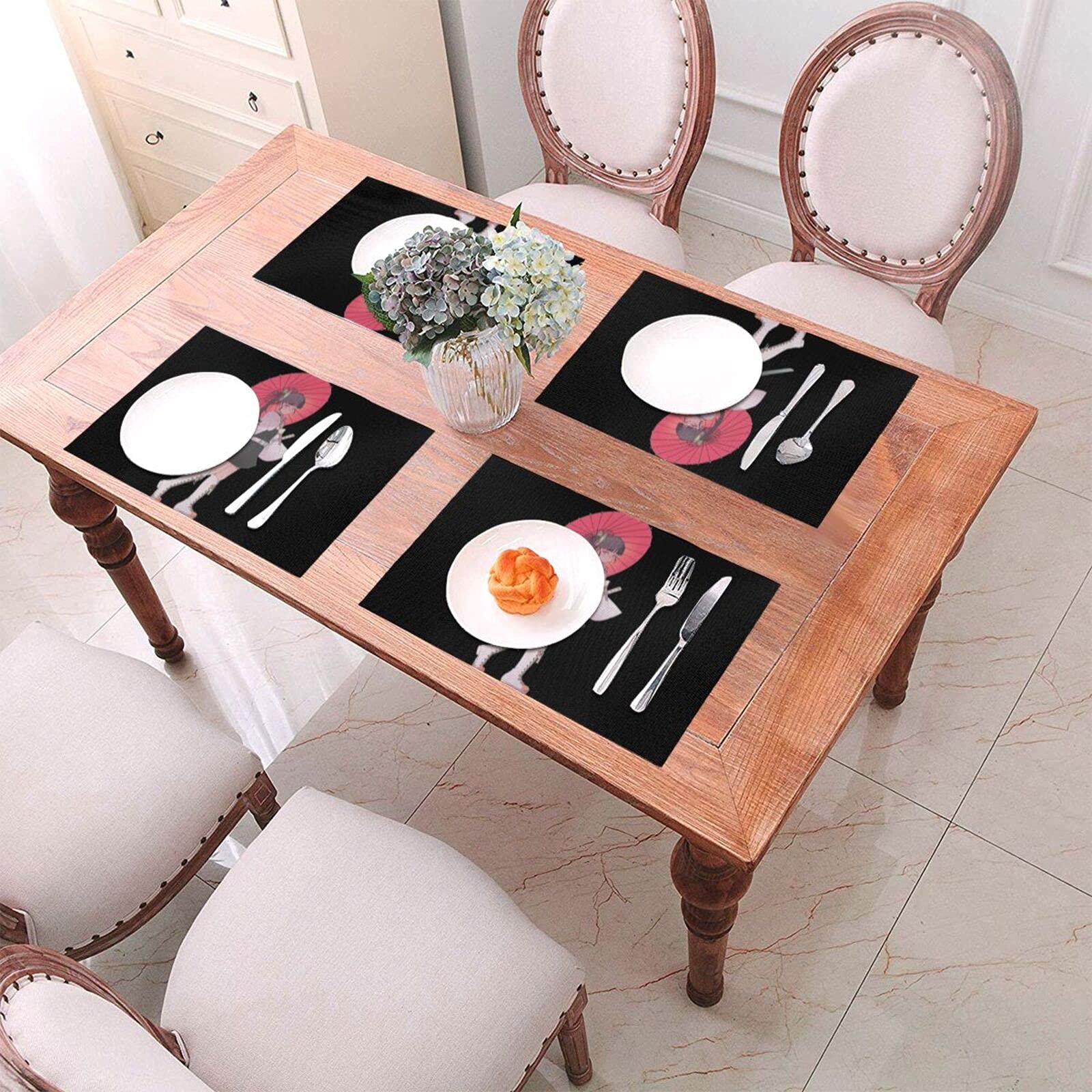 Amazon｜鬼滅の刃 栗花落 カナヲ Tsuyuri Kanawo ランチョンマット