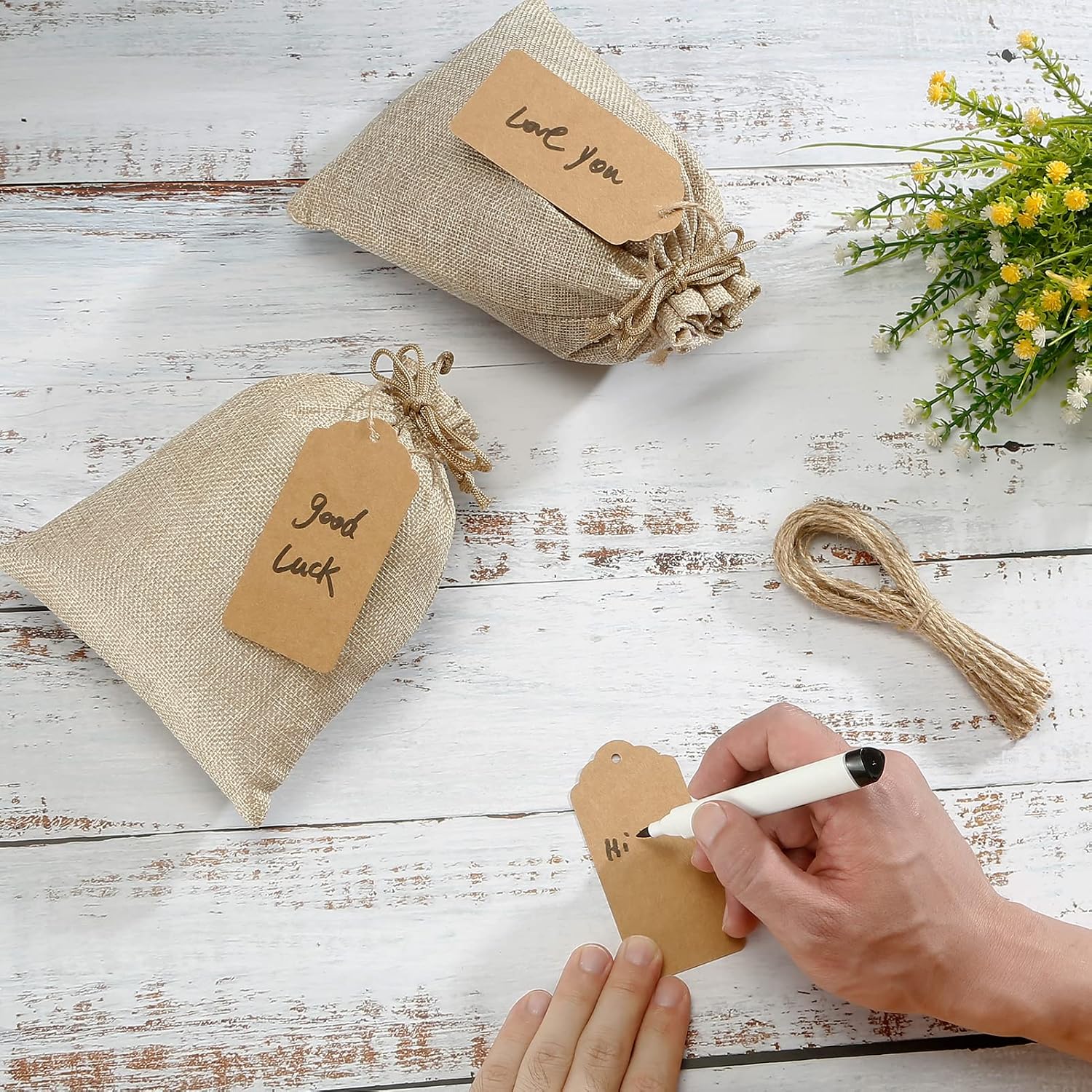 25PCS Burlap Gift Bags With Drawstring, 6X7.8" Small Party Favor Gift Bags + Bonus Gift Tags & String, Gift Bags Small Size for Party, Jewelry Pouches, Christmas, Festival, Kids Birthday, Coffee, DIY Craft Bags