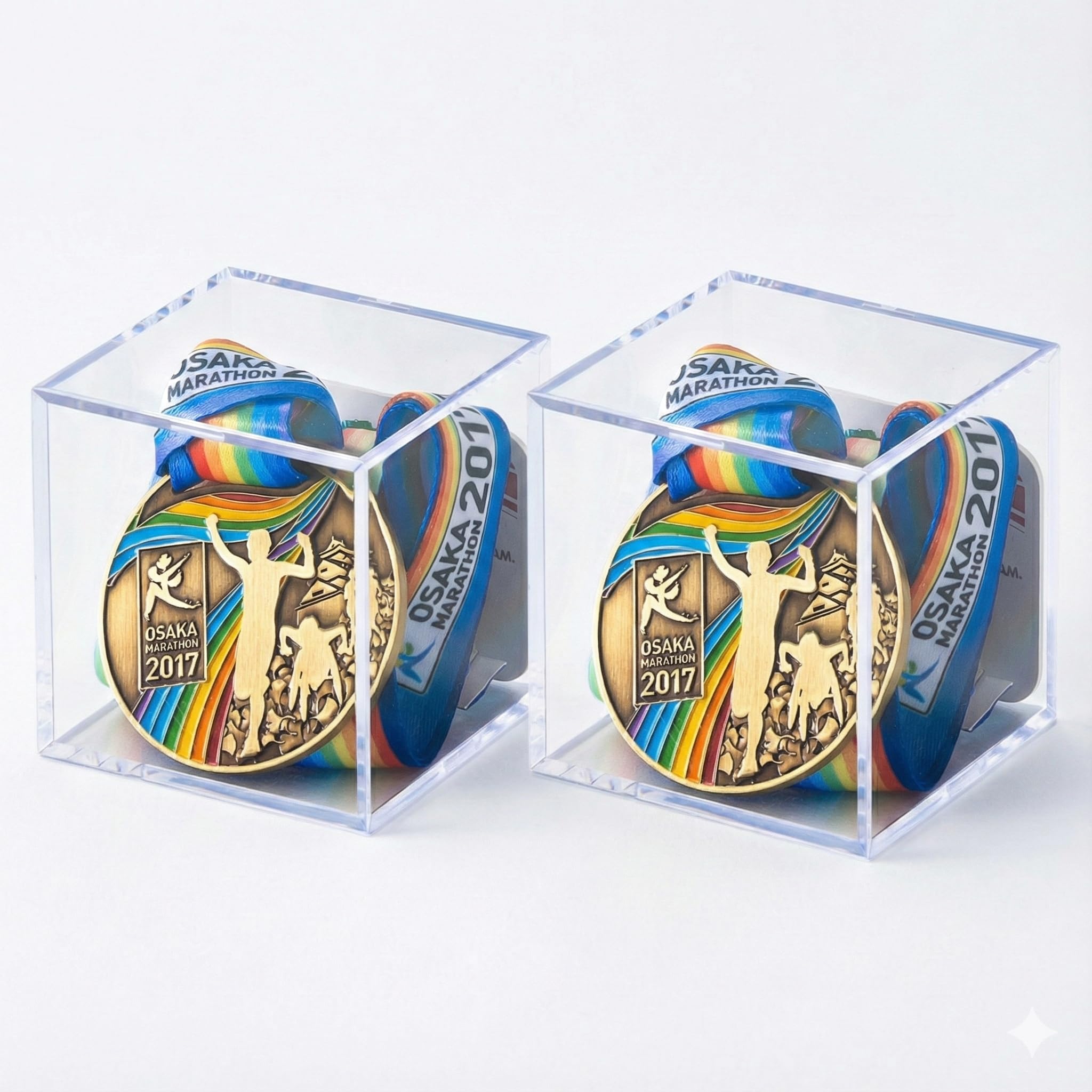 Amazon.co.jp: マラソンメダル ケース UVカット99% Sサイズ 65×65×65mm