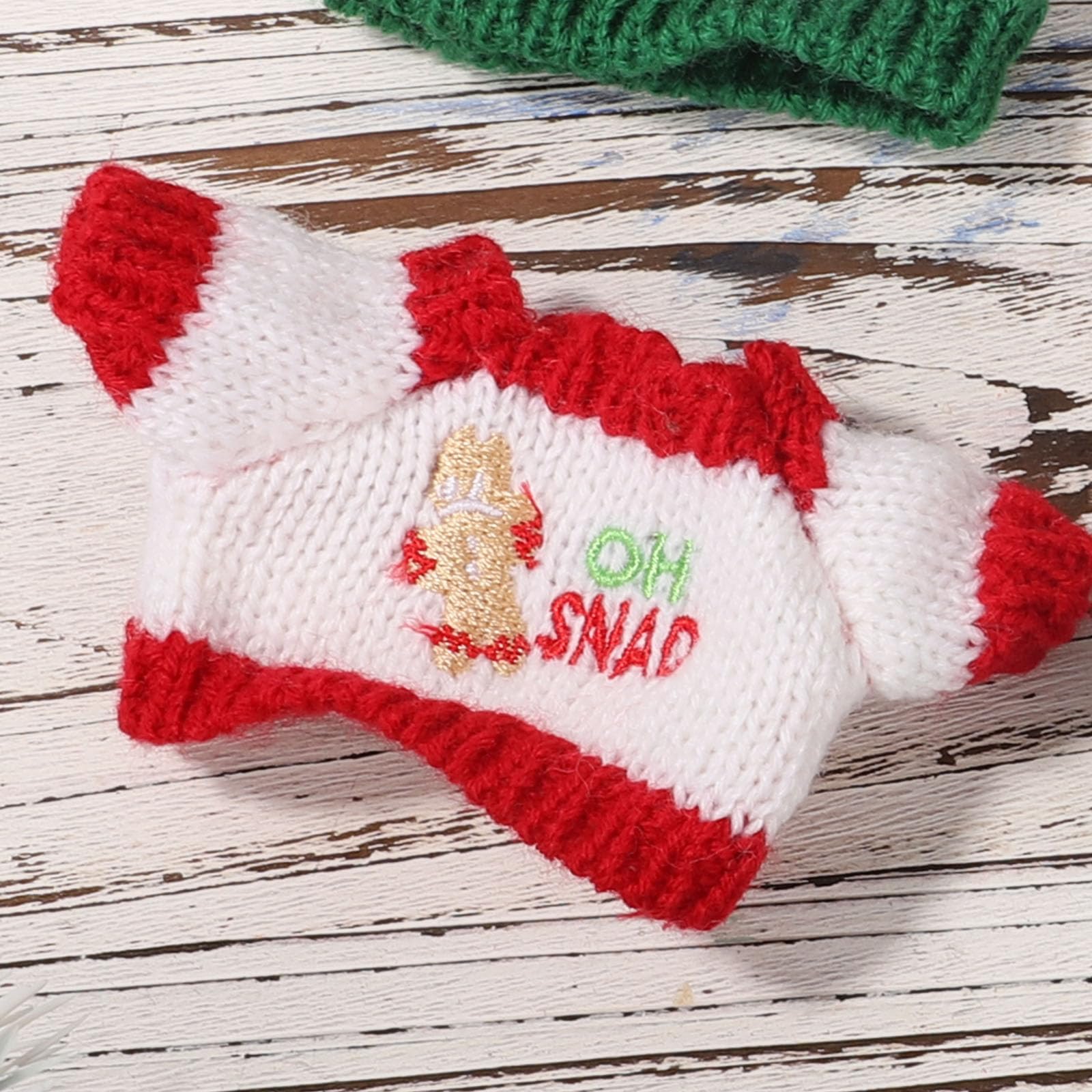 Penitue 17cm Plush Doll Clothes Clothing Set, 3-Piece Adorable Cute Green Red White Christmas Clothes with Mini Scarf & Hat - Image 4