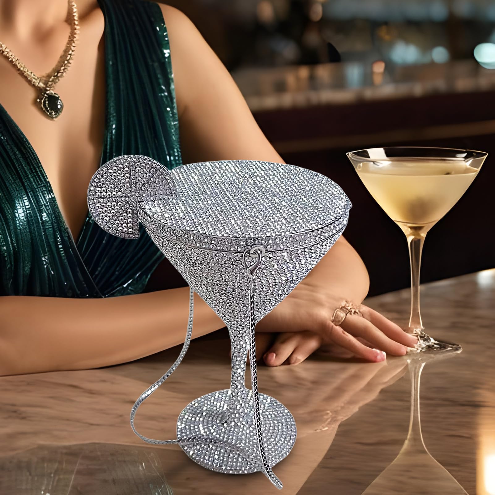 Rhinestone kopertówka - torebka wieczorowa inspirowana kieliszkiem, elegancka torba na imprezę dla kobiet fashionistek i miłośników stylu, kreatywny dodatek na wesele efektowna dekoracja