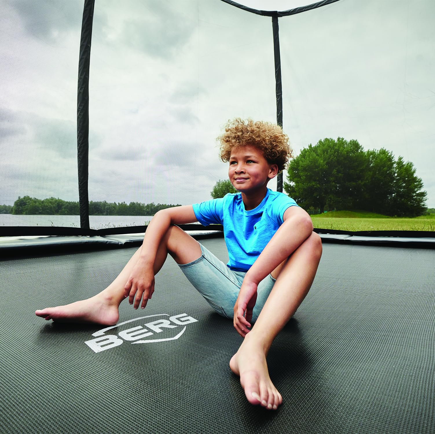BERG Ultim Elite Regular 500 Grau Gartentrampolin Sicherheitsnetz | Rechteckiges Trampolin 500x300 | Premium Gartentrampolin Outdoor | AirFlow Pro Sprungmatte | TwinSpring Federn