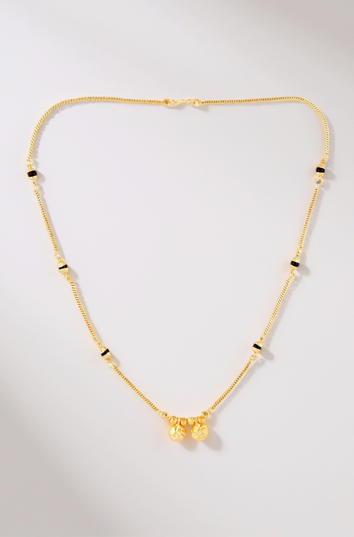 Traditional One Gram Gold Long Stylish Meenakari Maharashtrian Wati Mangal sutra Tanmaniya maglsutra nallapusalu Black Beads Mangalsutra For Women chain golden - MS-ME903