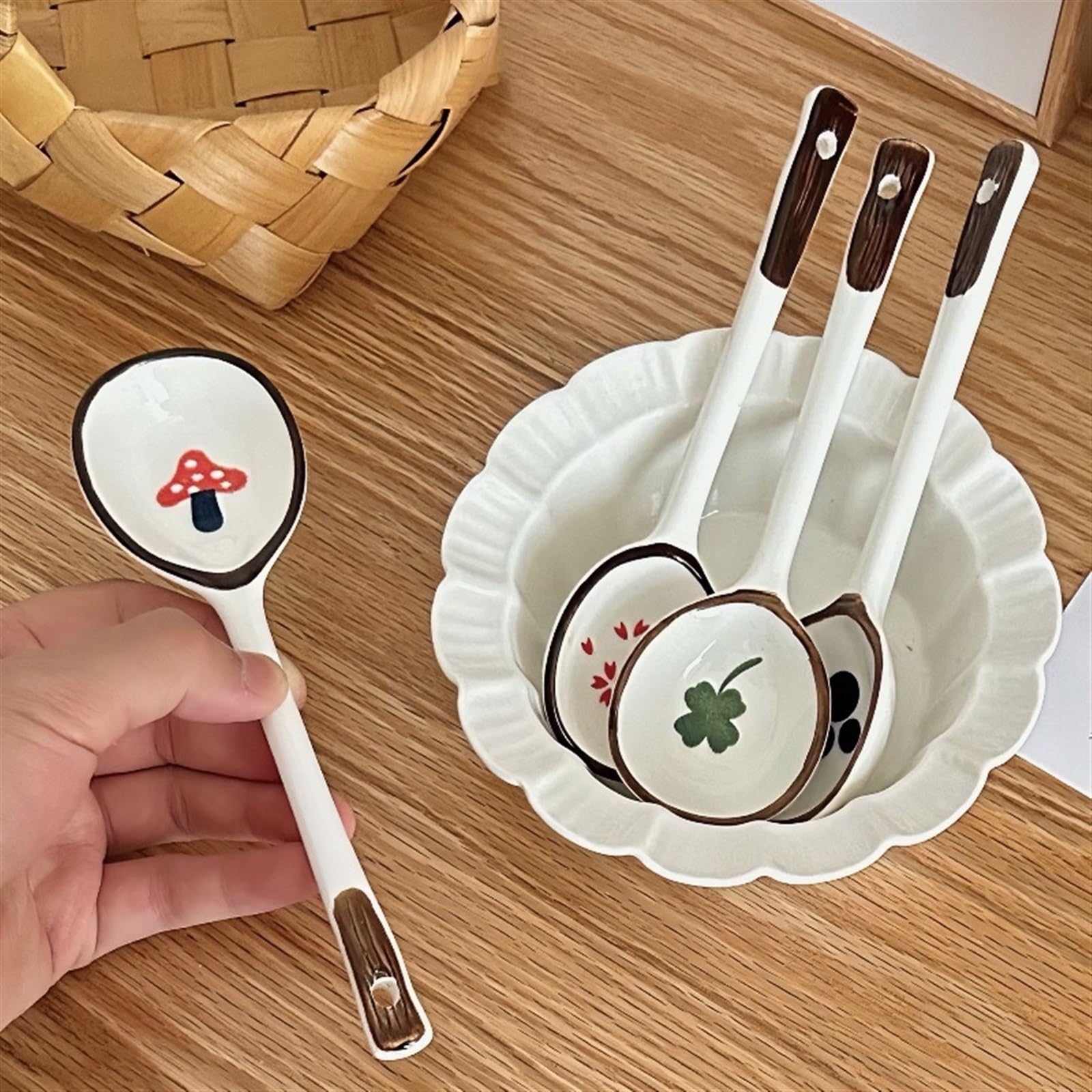 Lot de 4 cuillères à Soupe Rondes en céramique, Style Japonais, en Porcelaine, pour Soupe, Bouillon, céréales, Lait, thé, 17 cm