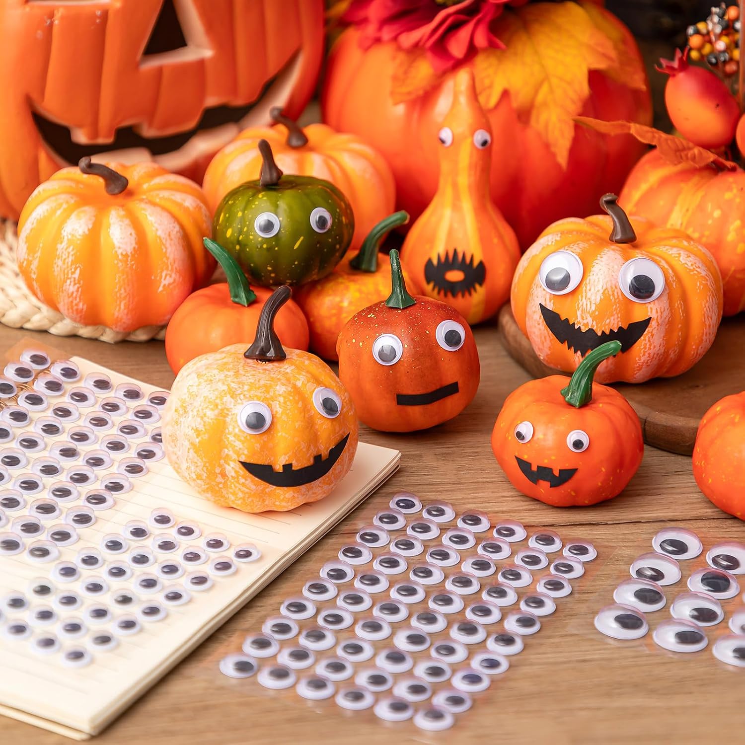 YGAOHF Googly Eyes Self Adhesive, 850 pcs Google Eyes Stickers, 20 Sheets Self Adhesive Wiggle Eye Stickers for DIY Crafts, Assorted Sizes 8mm 10mm 12mm 18mm, DIY Craft Decoration for Easter