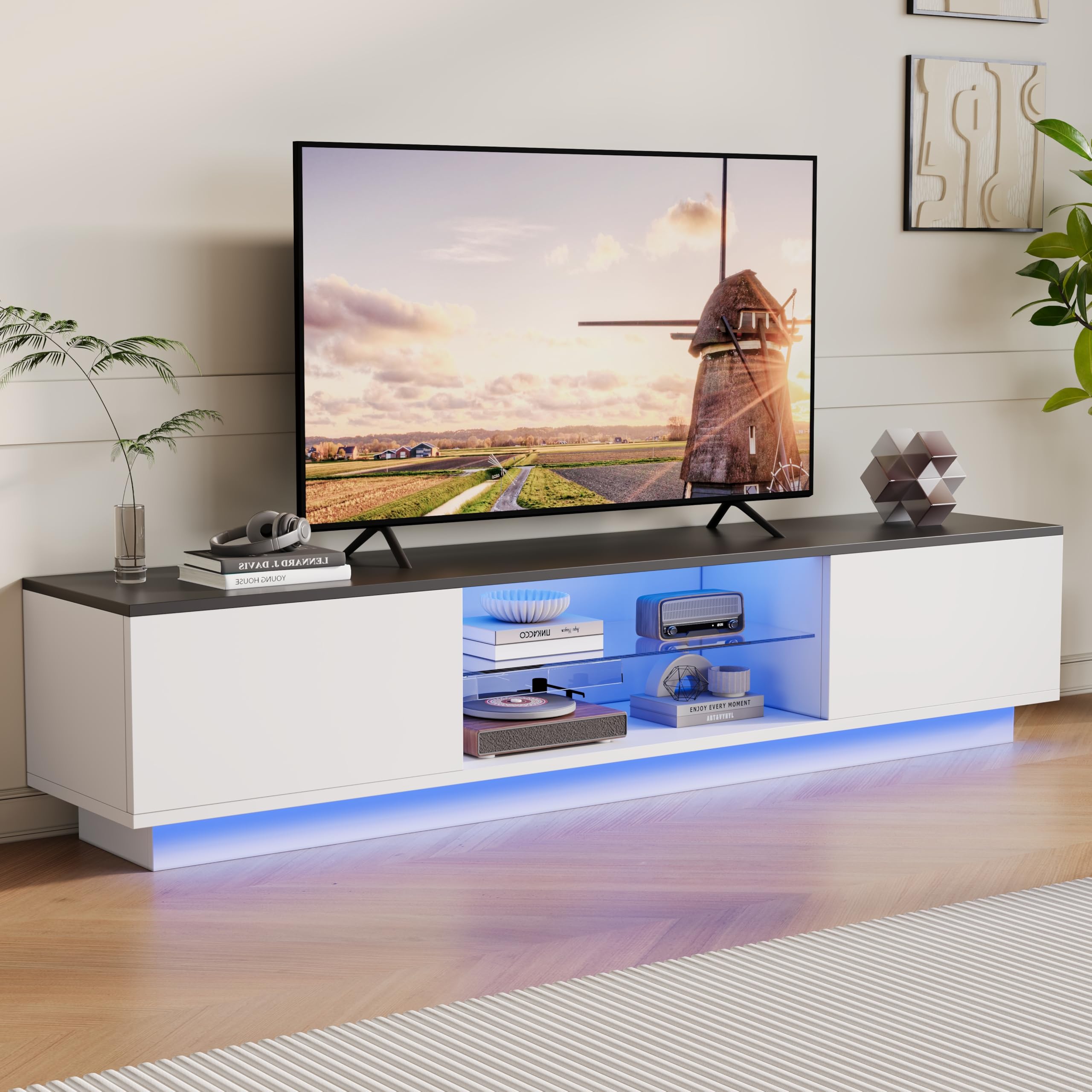 Meuble TV 140 cm Longueur, Meuble Tele Blanc avec LED, Étagères Ouvertes en Verre, Meuble TV Moderne, Support TV Jusqu’à 60", Banc TV pour Salon Chambre