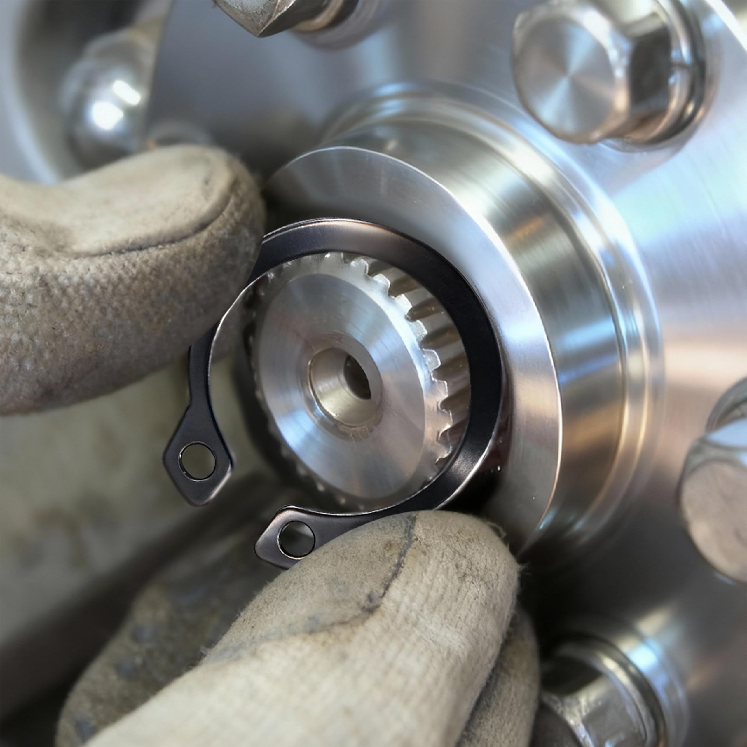 Anello di Sicurezza C-clip, 32 mm Anelli di Fissaggio a Scatto Acciaio al Carbonio Circlip Esterni Anelli Elastici di Sicurezza per Cuscinetti, Motocicli, Hardware (50 Pezzi)
