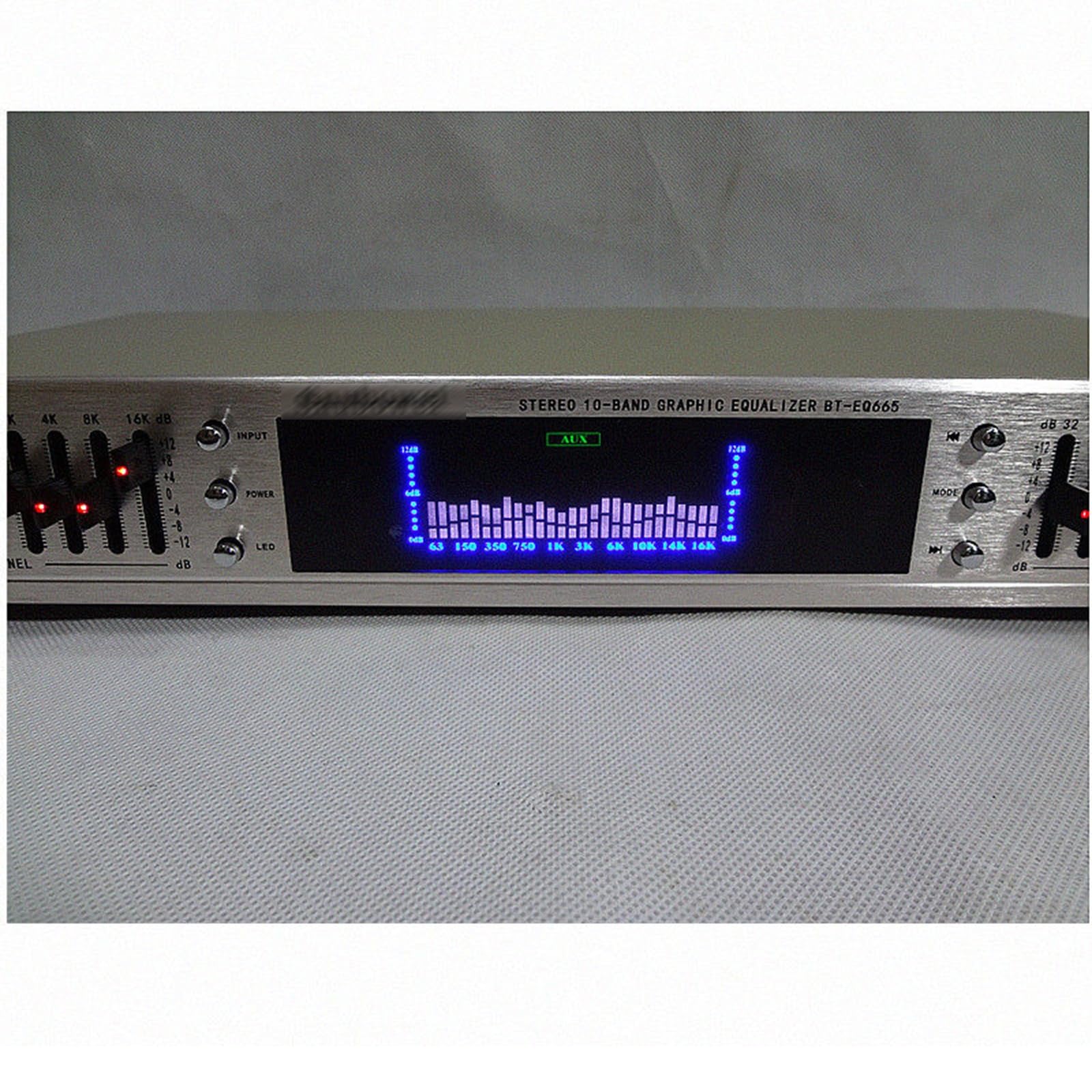 HiFi Audio Equalizer - Professioneller digitaler Grafik-Equalizer mit integriertem Bluetooth- und LED-Spektrum-Display, inklusive Fernbedienung und dynamischem Rhythmus-Tuner für Studio- und