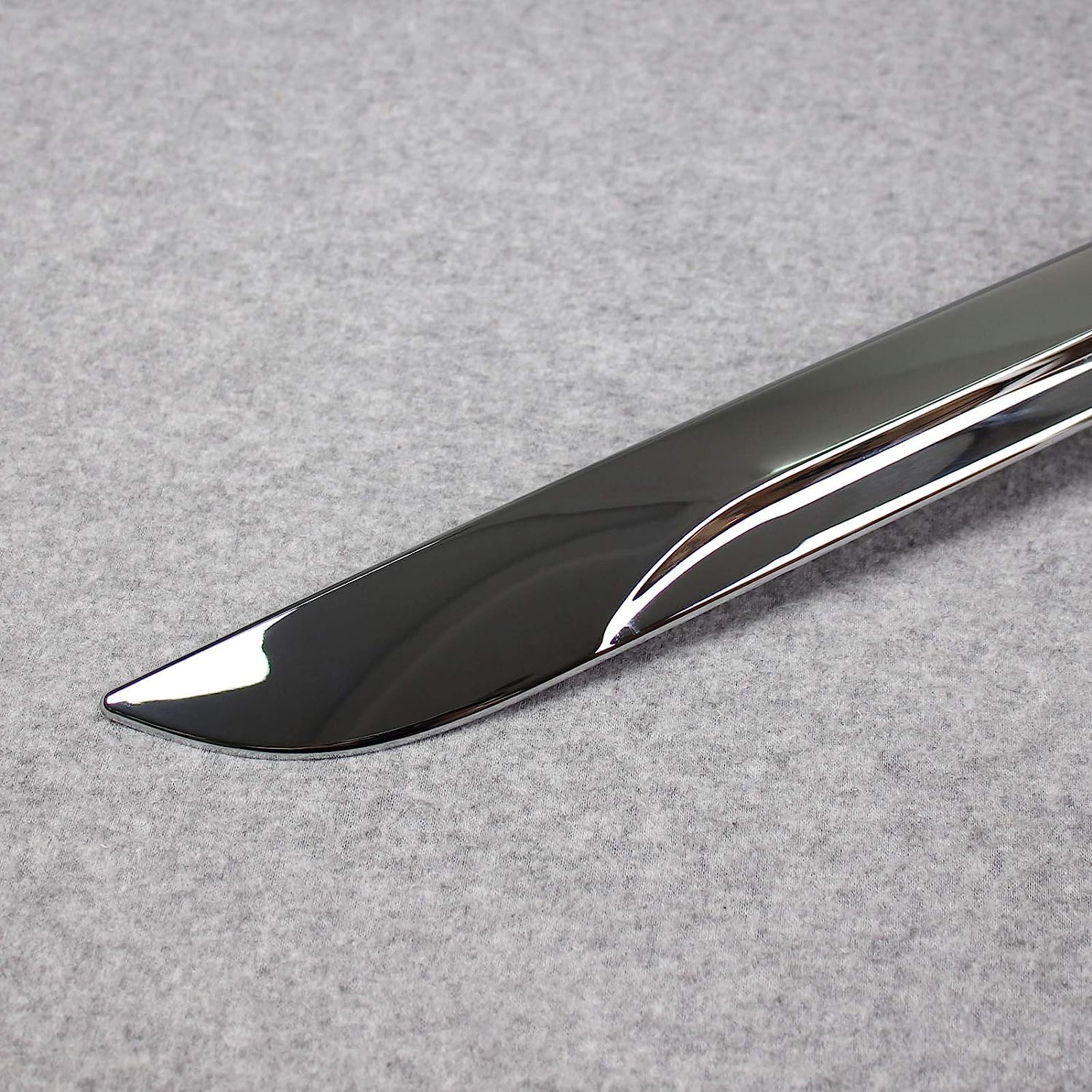 トヨタ ハリアー80 モデリスタ バックドアガーニッシュ　外装　　美品　パーツ MODELLISTA モデリスタ バックドアガーニッシュ メッキ ハリアー