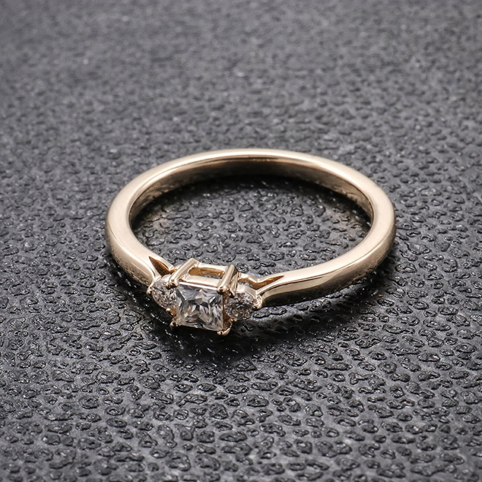 AMDXD Echt Gold Schmuck Gold 9K/14K/18K Solitärring, Zierlich Freundschaftsringe mit Moissanit Quadrat, Trauringe Au 375/585/750 Gelbgold, Gr.47-62