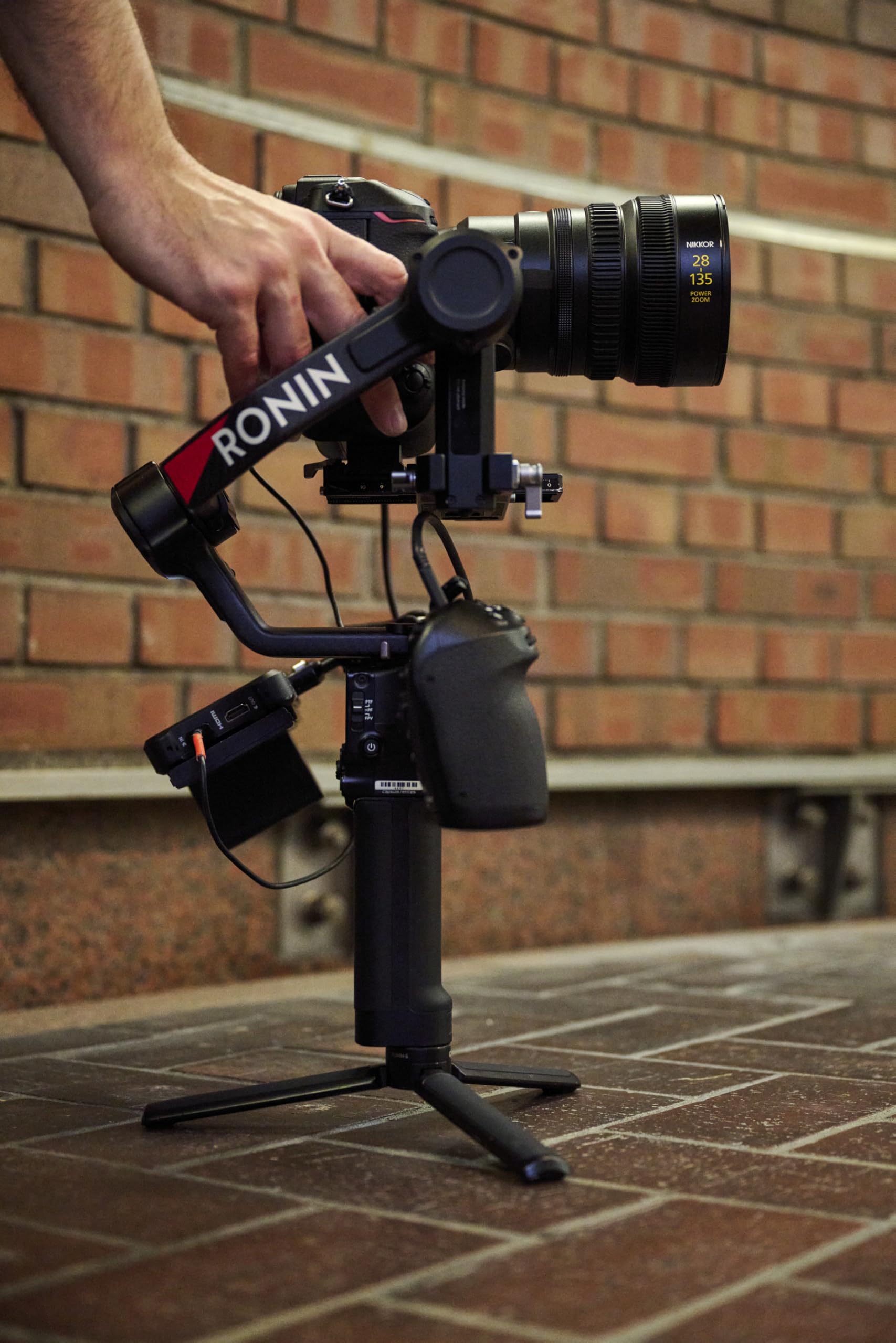 Amazon.com : Nikon NIKKOR Z 28-135mm f/4 PZ | Full-Frame pro