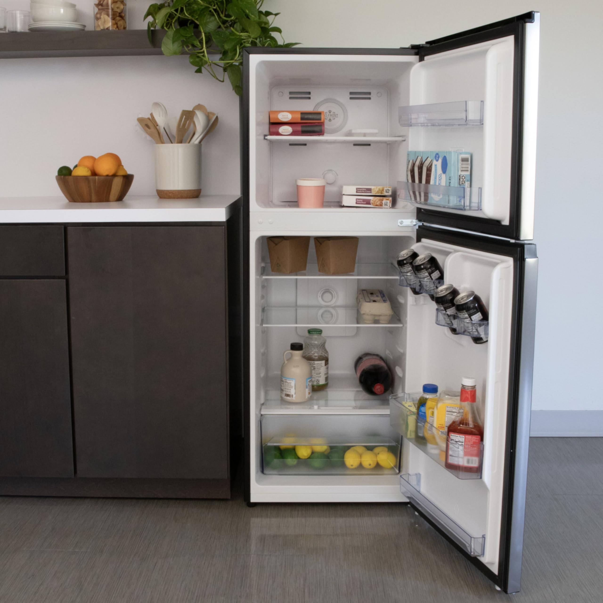 Avanti 7.0 Cu.Ft. Apartment Size Refridgerator, Compact Fridge With Top Freezer With Temperature Control And Adjustable Shelves And Crisper Drawer, 7.0 Cu.Ft., Stainless Steel on Fridge.com - View 6