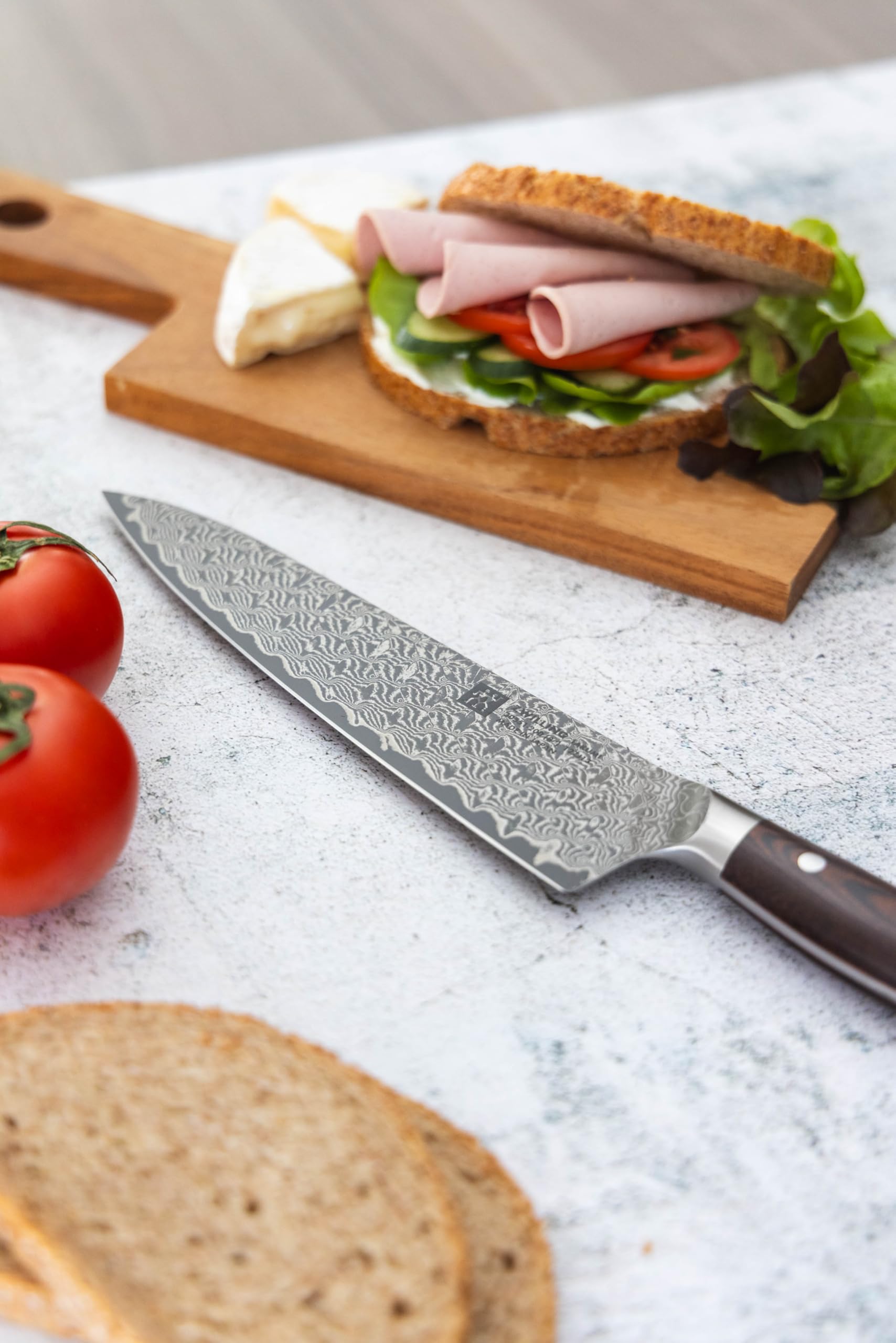 Amazon｜ZWILLING ツヴィリング 「 タクミ シェフナイフ 200mm 日本製