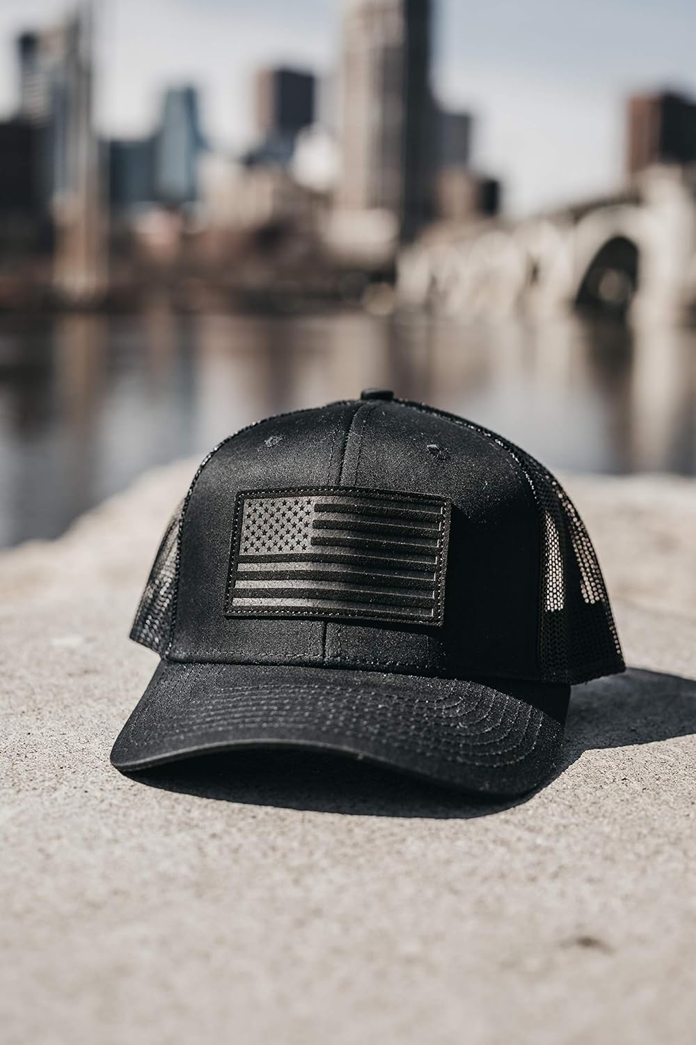 American Flag USA Snapback Cap- Snapbacks for Men - Mesh Ball Perfect for Any Outdoor Activities