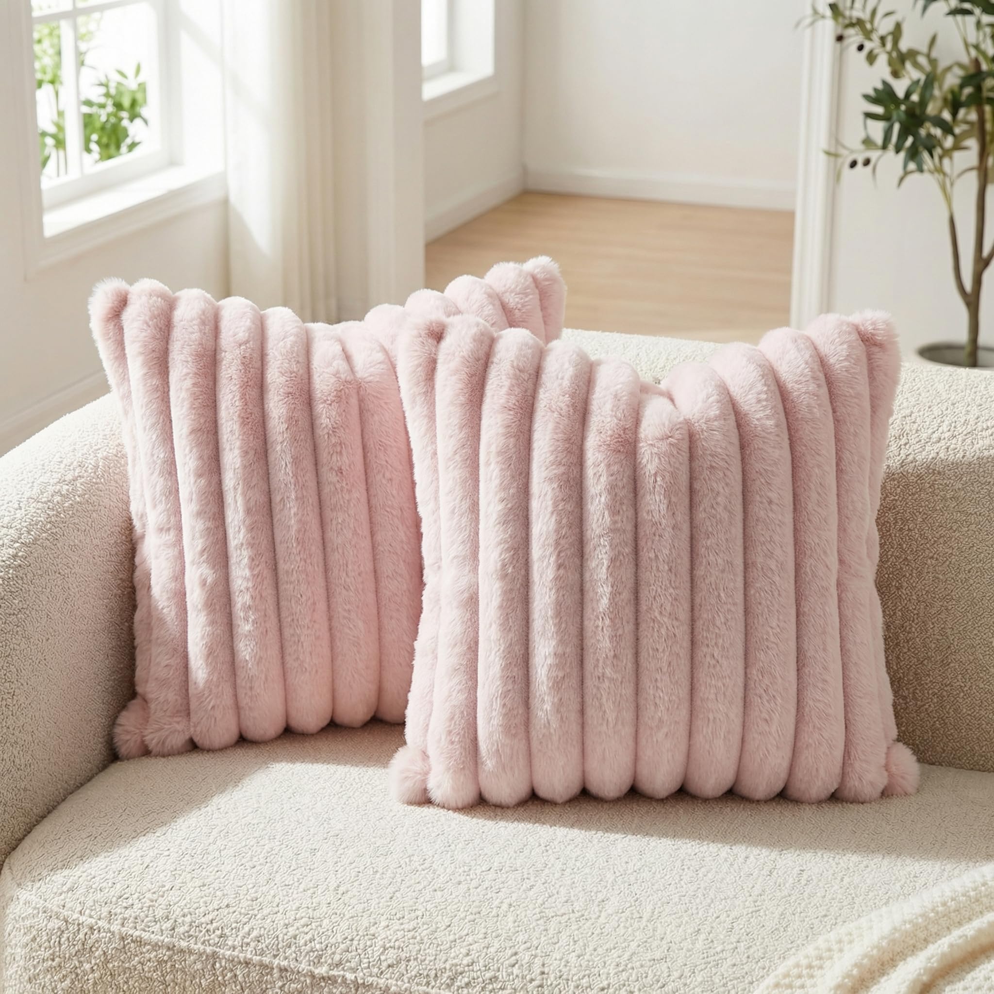 Housse de coussin rose Neelvin pour protéger et embellir vos canapés