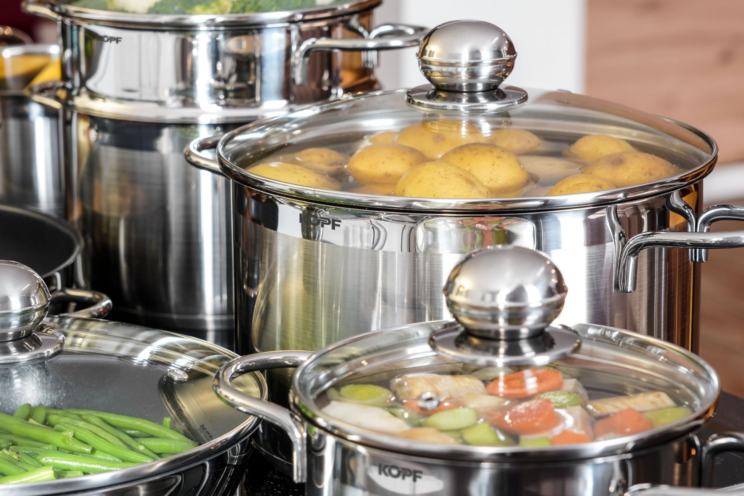 Kopf Topfset Josie aus Edelstahl - Induktionstöpfe mit Schüttrand, Literskala und Glasdeckel – 14-teilig