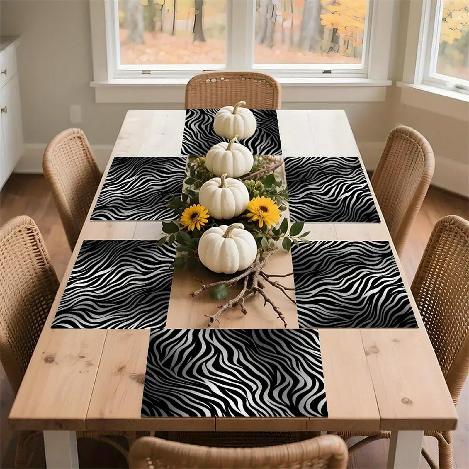 Zebra Print Placemats Wipeable Heat Resistant Table Mats Washable Flax Place Mats Elegant Cloth Non-Slip Placemat for Kitchen Dinning Party Table Decor 12 * 18 in