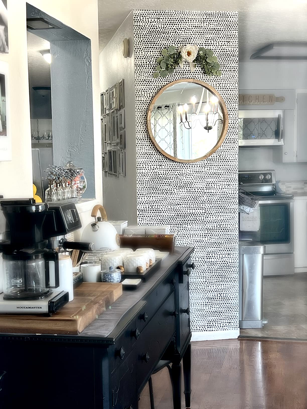 6/mo Finance Tempaper Blue Moon Moire Dots Removable Peel and Stick