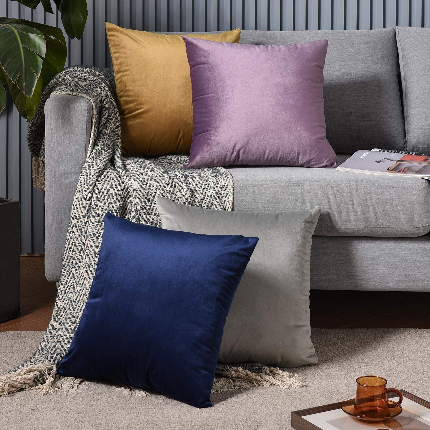 BALENNZDecorative Throw Pillow Covers, Set of 2 Soft Velvet Sofa Couch Cushion Case, Square Pillow Cover for Bedroom, Car, Office 22"×22"