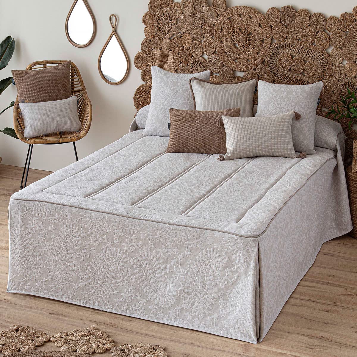 Lanovenanube Colcha edredón MANISES - Cama 150Cm - Color Beig