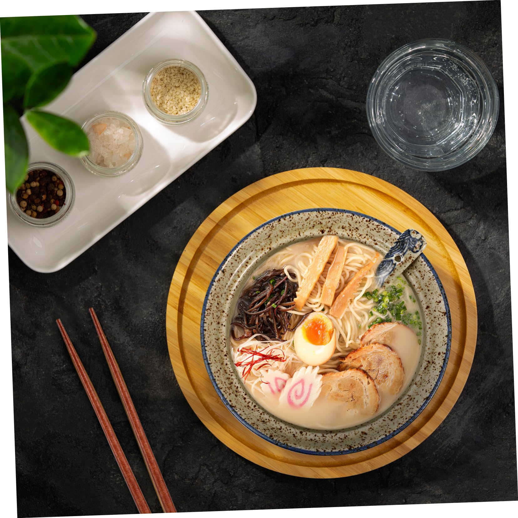 ULTECHNOVO Servierschalen Set mit Deckel Keramik-ramen-schüssel-set Ramen-suppenschüssel Essstäbchen Löffel für Ramen Suppen und Andere Gerichte