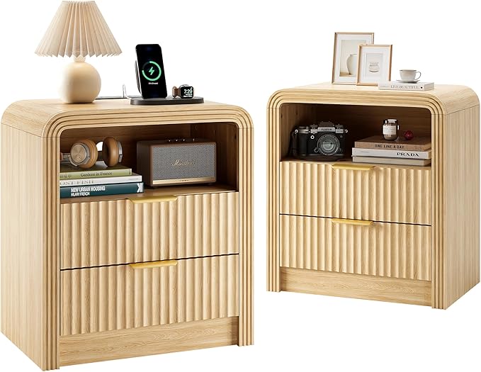 Fluted Nightstand Set of 2 with Charging Station, 19.7'' Wide Morden End Table with USB/Type-C Ports, 2 Drawers & Open Shelf, Curved Profile Design, Wood Bedside Table for Bedroom (Oak)