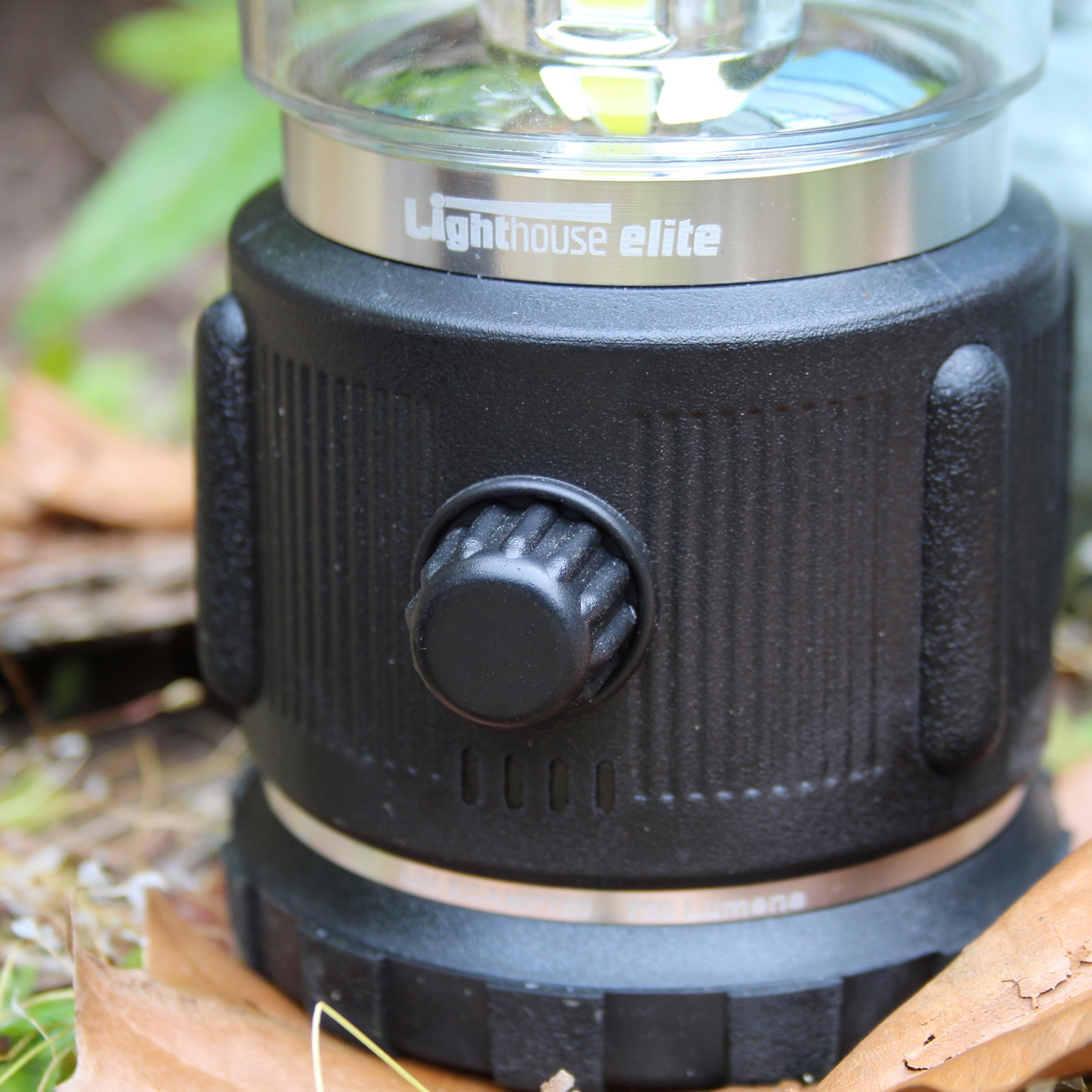 Lighthouse Torches L/HECAMP750 ściemniana latarnia kempingowa LED - 750 lm - 3 baterie C w zestawie