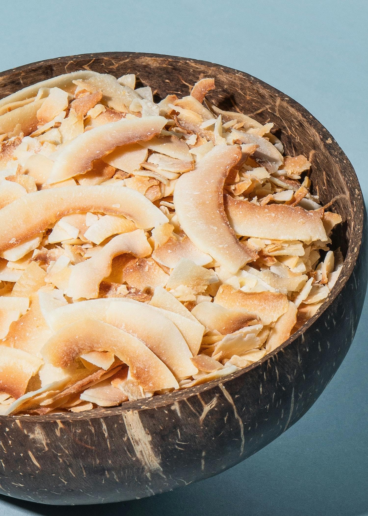 KoRo - Chips di cocco tostate bio - confezione convenienza - delizioso aroma tostato - versatili e gustose