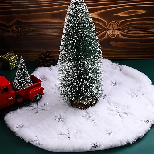 Miniatura 6 de URATOT Paquete de 2 minifaldas de árbol de Navidad de 15 pulgadas, color blanco con tapete de árbol de copo de nieve plateado, falda de árbol de