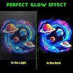 FansArriche Glow dans la peinture noire, 12 Couleurs x 20 ml Peinture de tissu 3D Peinture acrylique au néon pour Halloween, Décorations de Noël, Peinture lumineuse pour vêtements, Toile, Verres, Roches, Favoris de la fête