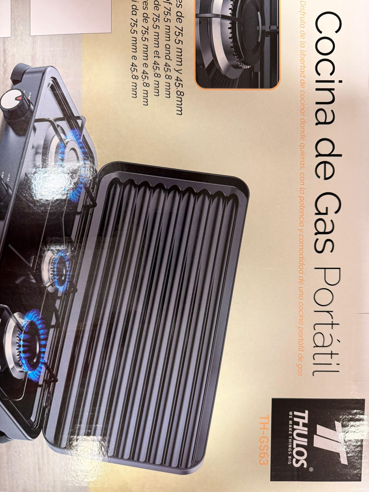 Cocina de Gas Portátil Thulos 3 Fuegos Color Negro