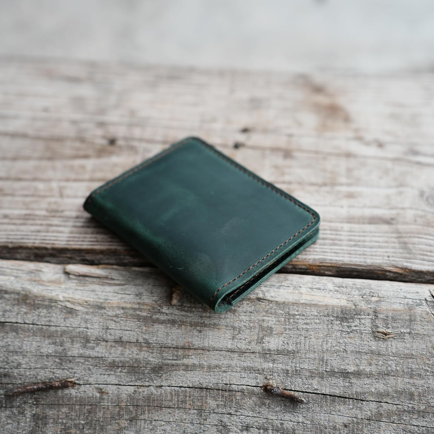 JJNUSA Handmade Men Minimalist Leather Wallet Card Holder Distressed Wallets for Gifts (Retro green) - Image 4